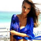 5c8a6d8f250000e203c90800