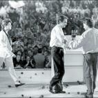 5c8b203c230000dd04242c85