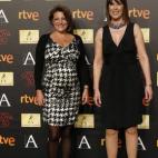 5c8b22f6240000f7054cf2e7