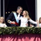 5c8a581e260000e104fe3bb8