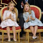 5c8a5823240000f404a2f752