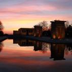 Un estanque, cultura egipcia y un mirador para poder contemplar el cambio de color en el cielo. Este es un lugar m&aacute;gico para los madrile&ntilde;os y para los turistas que se sorprenden al ver c&oacute;mo el atardecer juega con los colores...