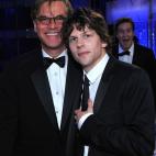 5c8aca93240000f404a3b1de