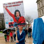 5eabd677250000b711eb0ae7