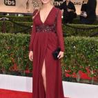 5c8aa5b6250000e203c95db5