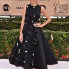 5c8aa5bd240000f404a36826