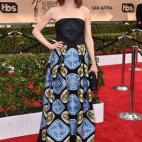 5c8aa5c220000045046f78c9