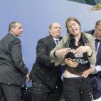 5c8aa72a20000043046f7c36