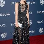 Transparenz und Blumenmuster gehören zu Emma Watsons liebsten Stilelementen - in gedeckten Farben, selbstverständlich.