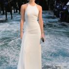 In Gro&szlig;britannien erschien Emma bei der Noah-Premiere ganz in puristischem Wei&szlig;.