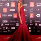 5c8b27a9250000e203ca2ff1