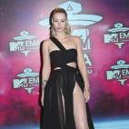 5c8b105f3b000054066ce333