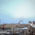 Parte de la autopista nacional que une el aeropuerto de Taclobán con el centro de la ciudad.