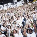 5c8ab912360000a61b6bf234