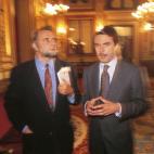 Anguita y Jos&eacute; Mar&iacute;a Aznar en el Congreso.