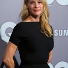 5c8b1930240000f404a413eb