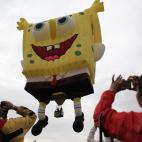 5c8b1924230000dd042418bc