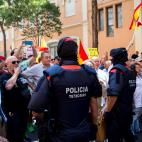 5c8a8ca2250000e203c92d5e