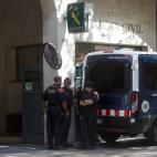 5c8a8ca42000009d036f49ba