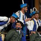 5c8a5328250000bd058100f2