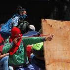 5c8a430b260000f903fe1d76