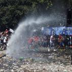 5c8a430c250000520680e8a9