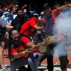 5c8a4310260000e104fe1d86