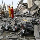 5c8aa5f420000045046f7965