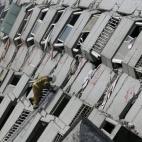 5c8aa5f52500000d04c95e79