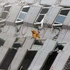 5c8aa5f5360000c81a6bcaef