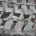 5c8aa5f7250000e203c95e85