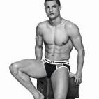 5c8a44e2260000f903fe2046