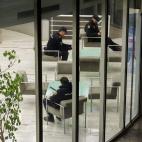 5c8a40da3b000037066bbda0