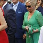 5c8a6e90230000dd042318b0