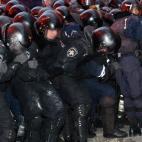 5c8b5c23360000a61b6ce260