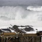 5c8b34e1240000f404a458cb