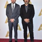 5c8b39d33b000054066d438d