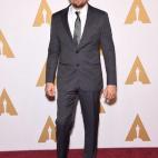 5c8b39d3250000e203ca5806