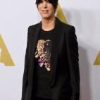 5c8b39d93b000070066d4396