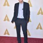 5c8b39dc3b000054066d439d