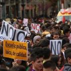 5c8aa796250000bd05817c8f