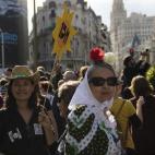 5c8b7cb1360000c81a6d34aa