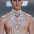 5c8a6657240000f404a308a6