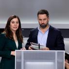 Mirando a un cámara de TVE en el debate a cinco.