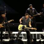 5c8b7b332400006c05a4d412