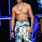 5c8a665f20000043046f1bfa