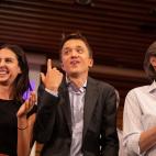 5d8bcca4220000dc01516eef