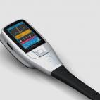 Es un instrumento de diagnóstico de bolsillo. No tendrás que ir al médico para tener un reporte claro sobre tu salud a menos de que encuentres alguna alteración. Ekoscope tiene un oxímetro de pulso para medir la saturación de oxígeno en l...