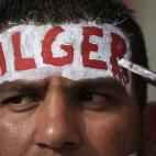 5c8b5dc02000009e0470933b