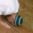 5c8b5d7a250000e203ca7a8b